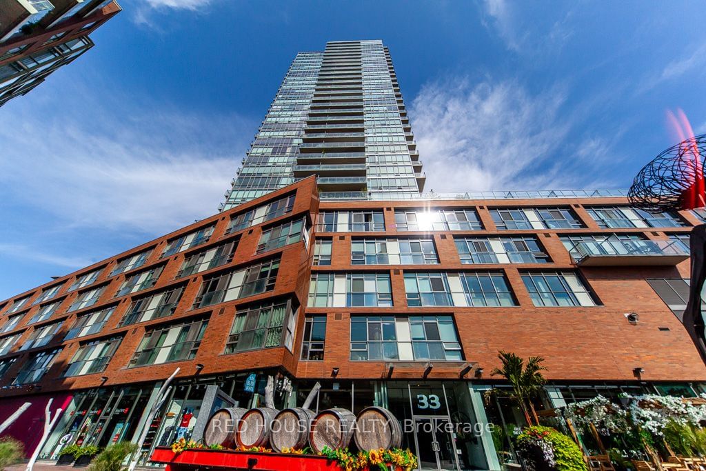 33 Mill St, unit PH3204 for sale - image #1