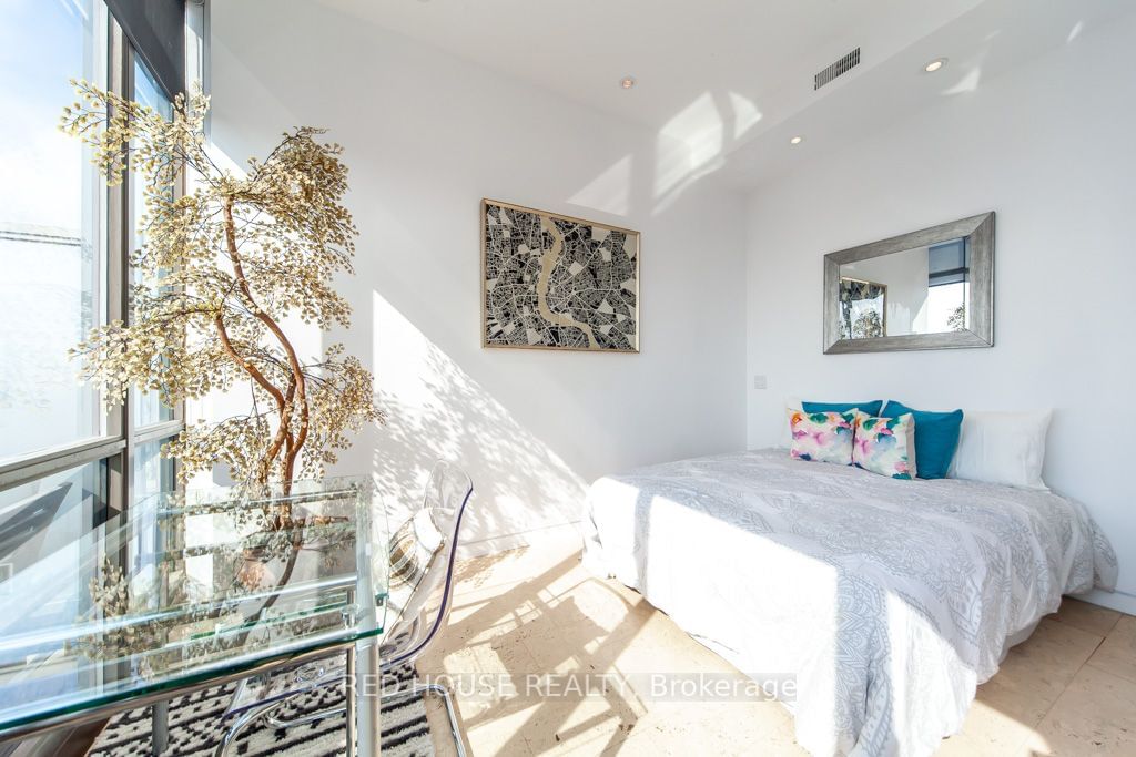 33 Mill St, unit PH3204 for sale - image #18