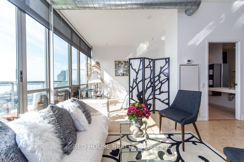 33 Mill St, unit PH3204 for sale - image #9