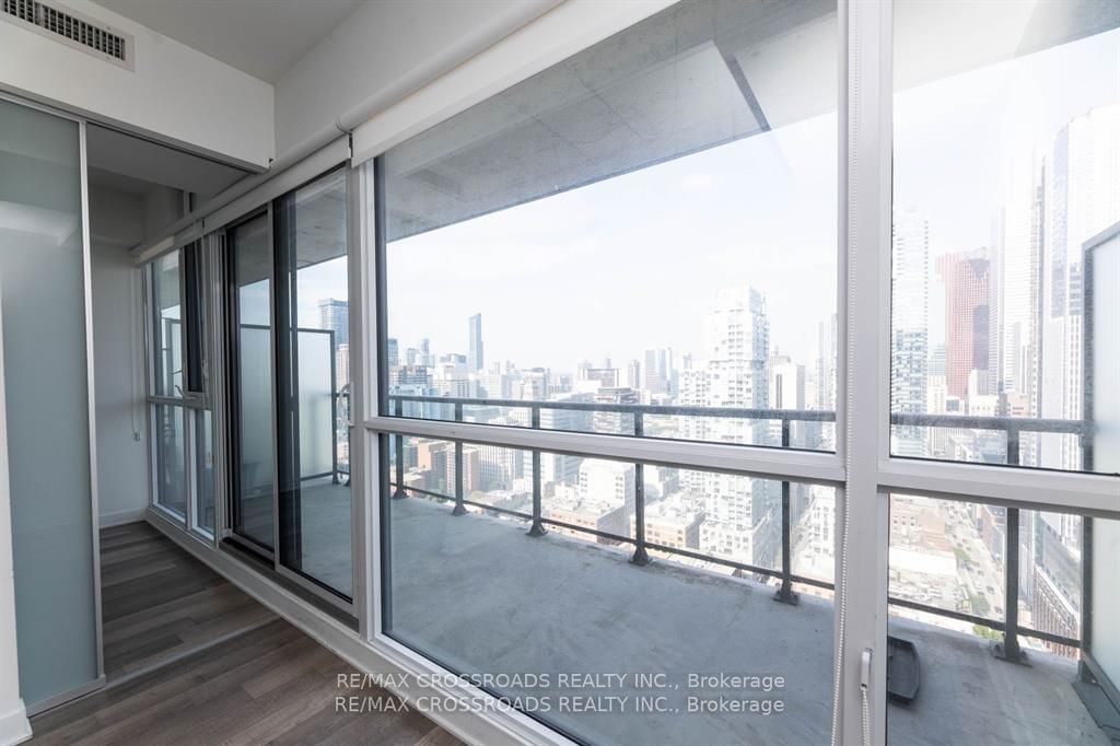 290 Adelaide St W, unit 3207 for rent - image #22