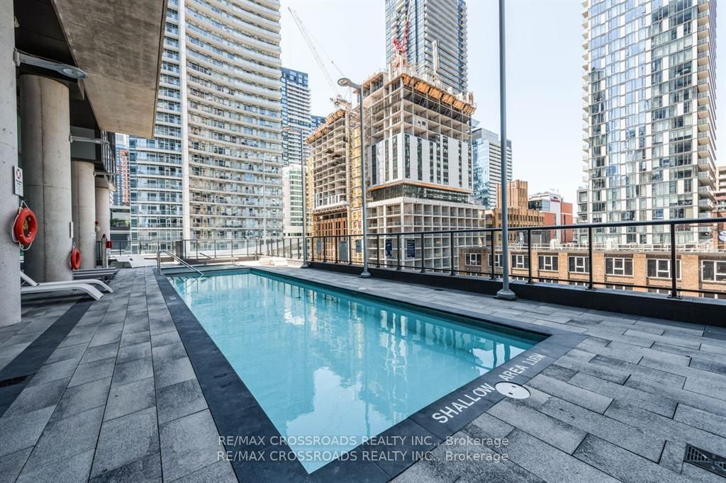 290 Adelaide St W, unit 3207 for rent - image #32