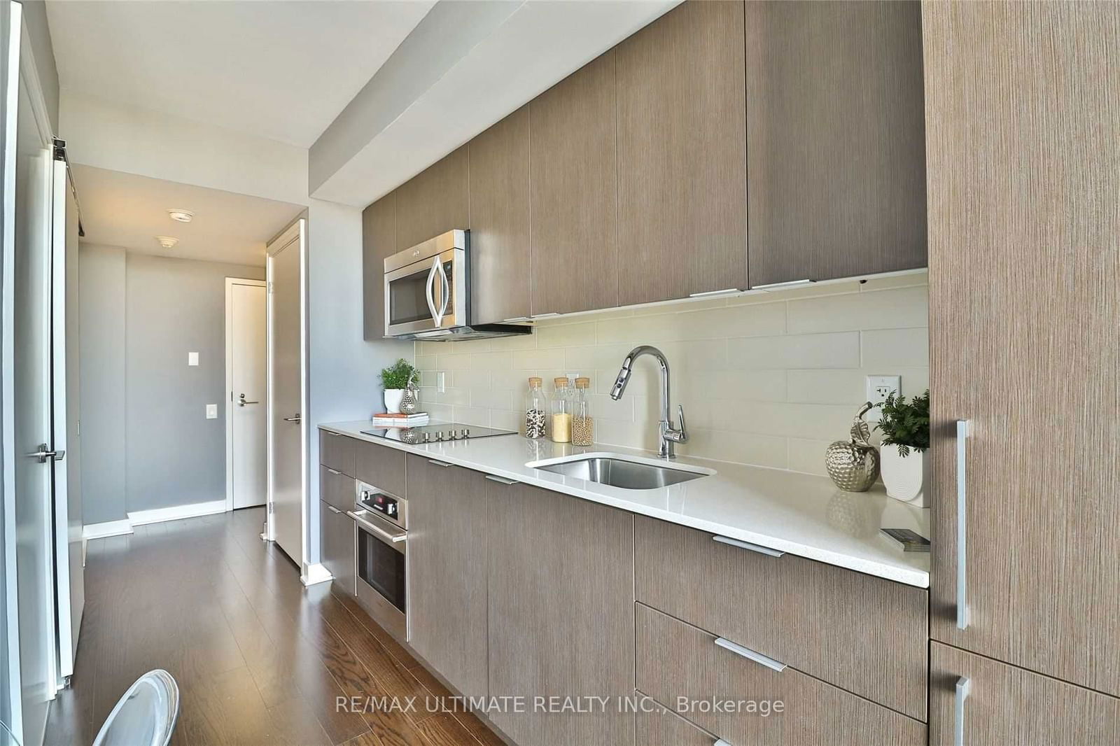 5 Hanna Ave, unit 612 for sale - image #11