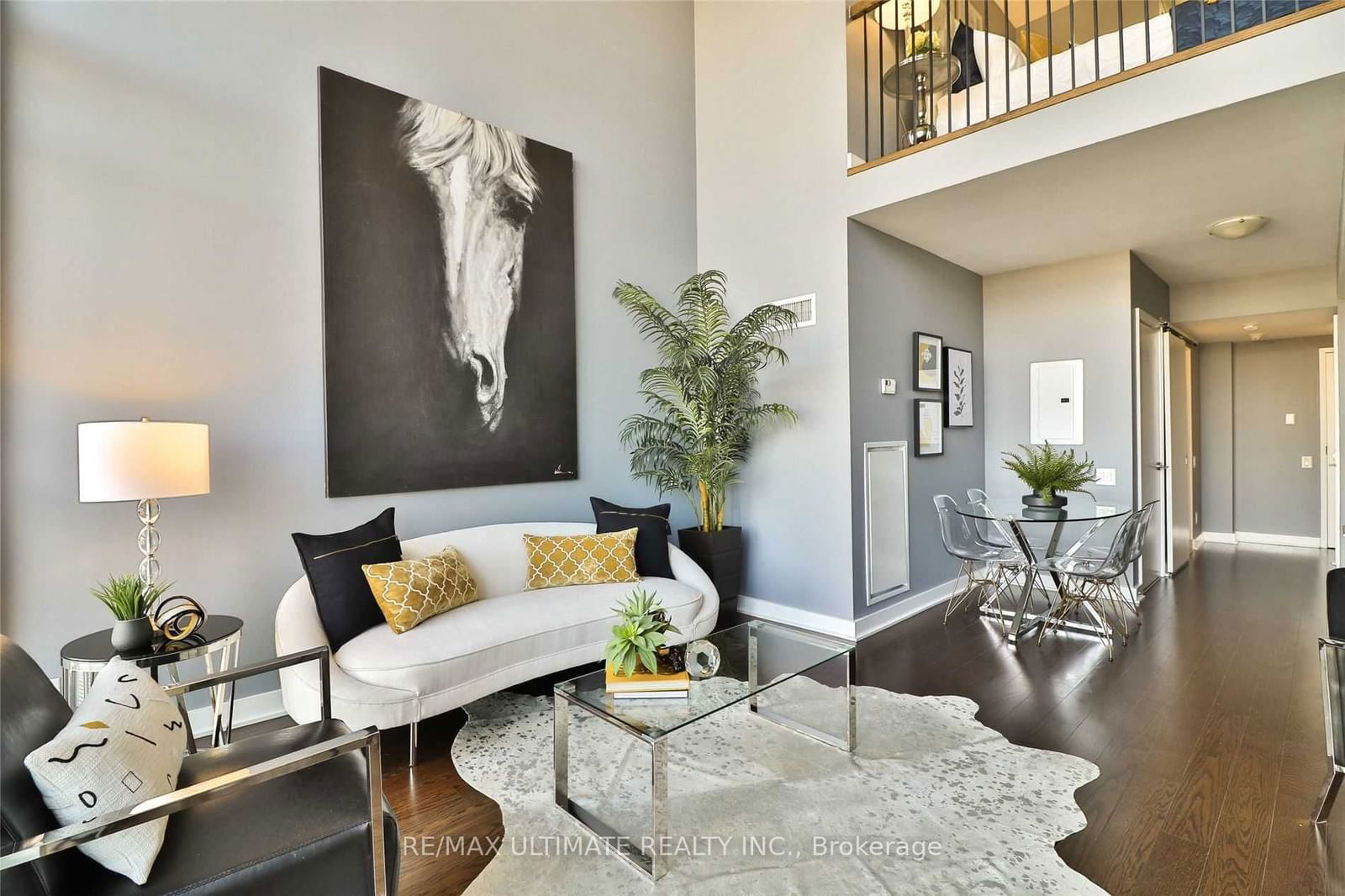 5 Hanna Ave, unit 612 for sale - image #6