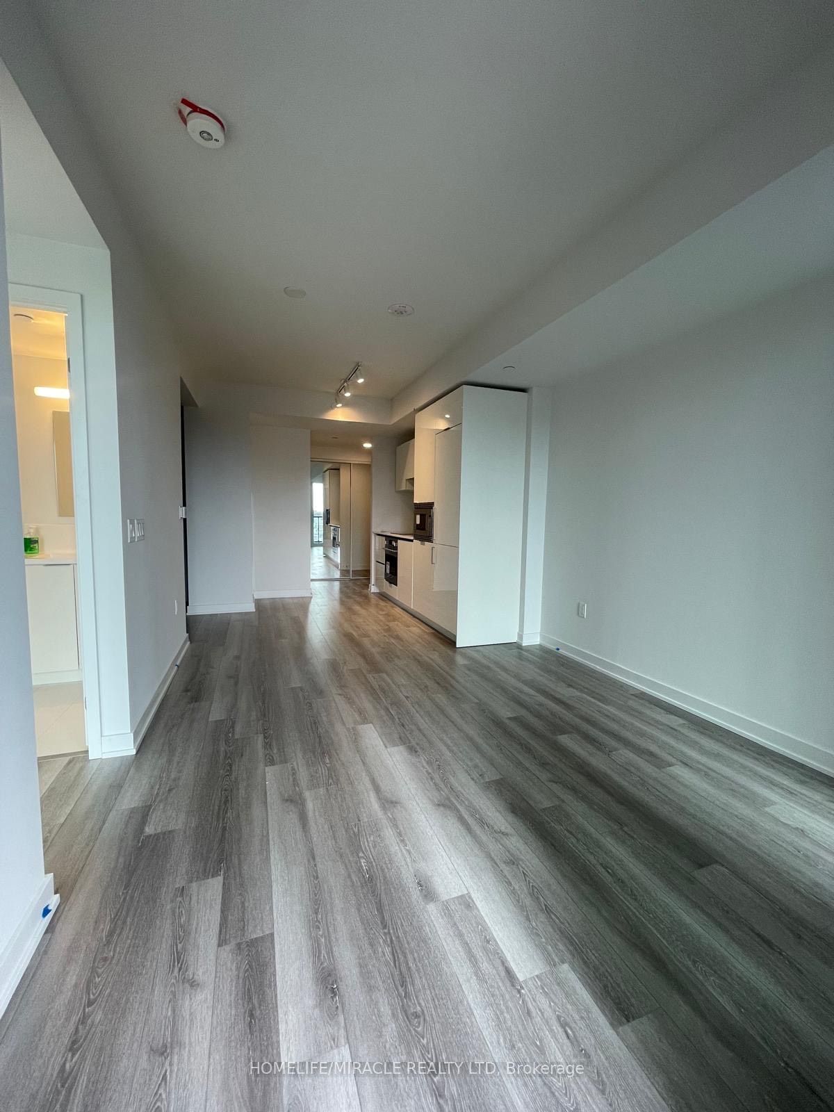 234 Simcoe St, unit 2010 for rent - image #7