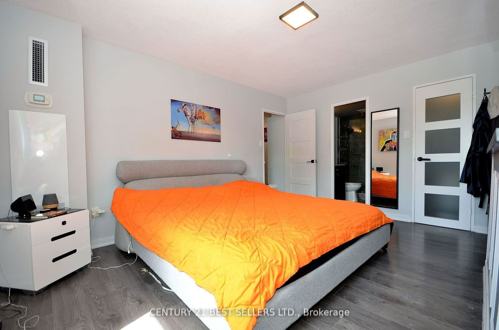 100 Canyon Ave, unit 302 for sale - image #31