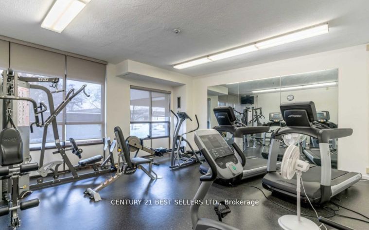 100 Canyon Ave, unit 302 for sale - image #34