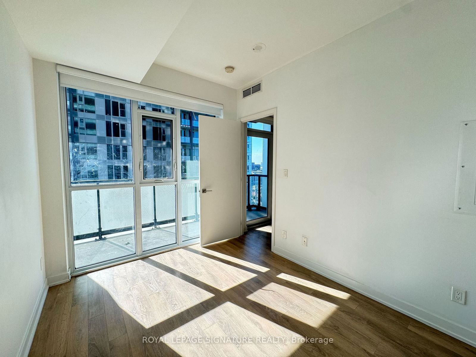 50 Ordnance St, unit 1403 for rent