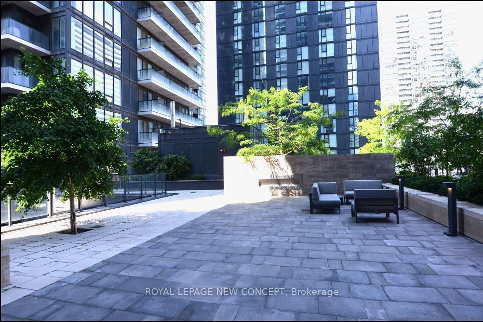 125 Blue Jays Way, unit 2810 for rent - image #16