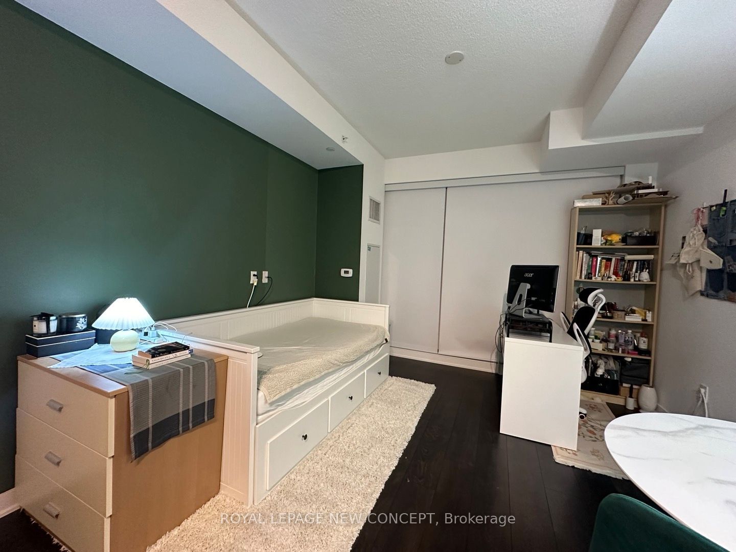 125 Blue Jays Way, unit 2810 for rent - image #8