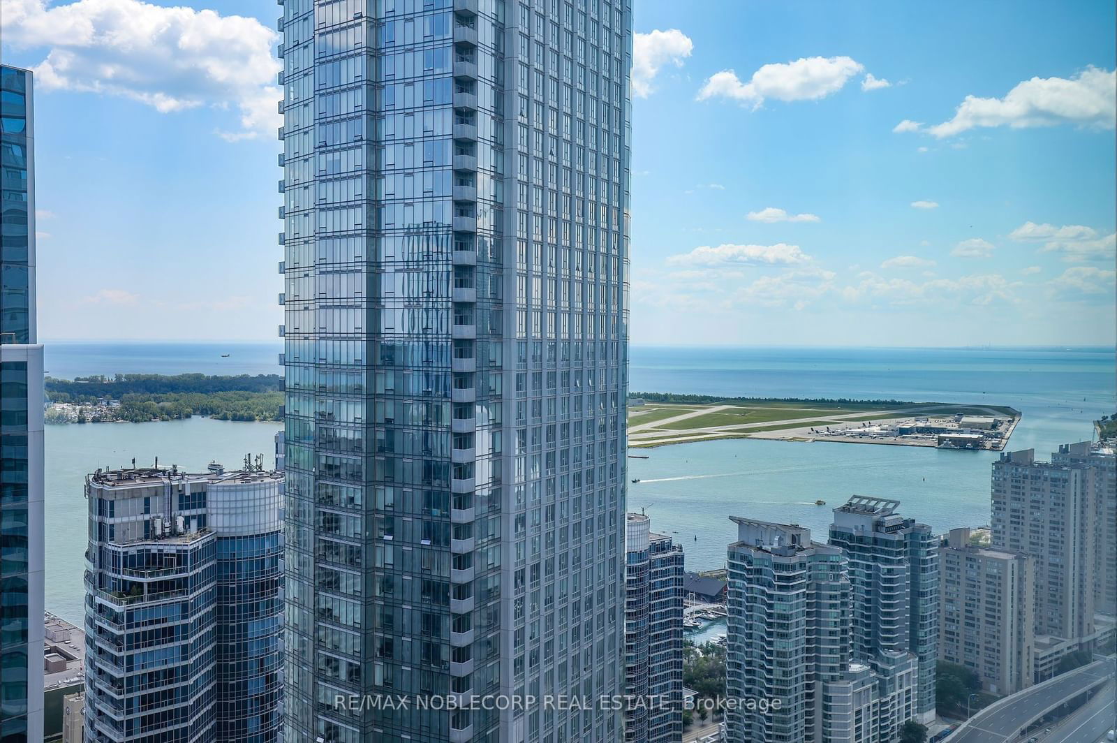 55 Bremner Blvd, unit 4407 for sale - image #18