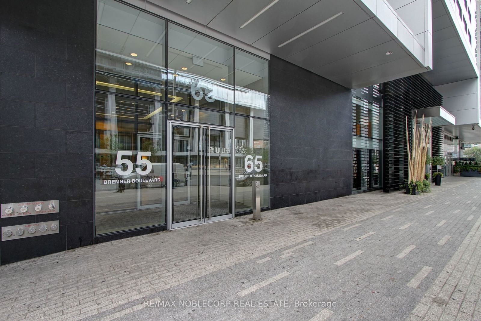 55 Bremner Blvd, unit 4407 for sale - image #30