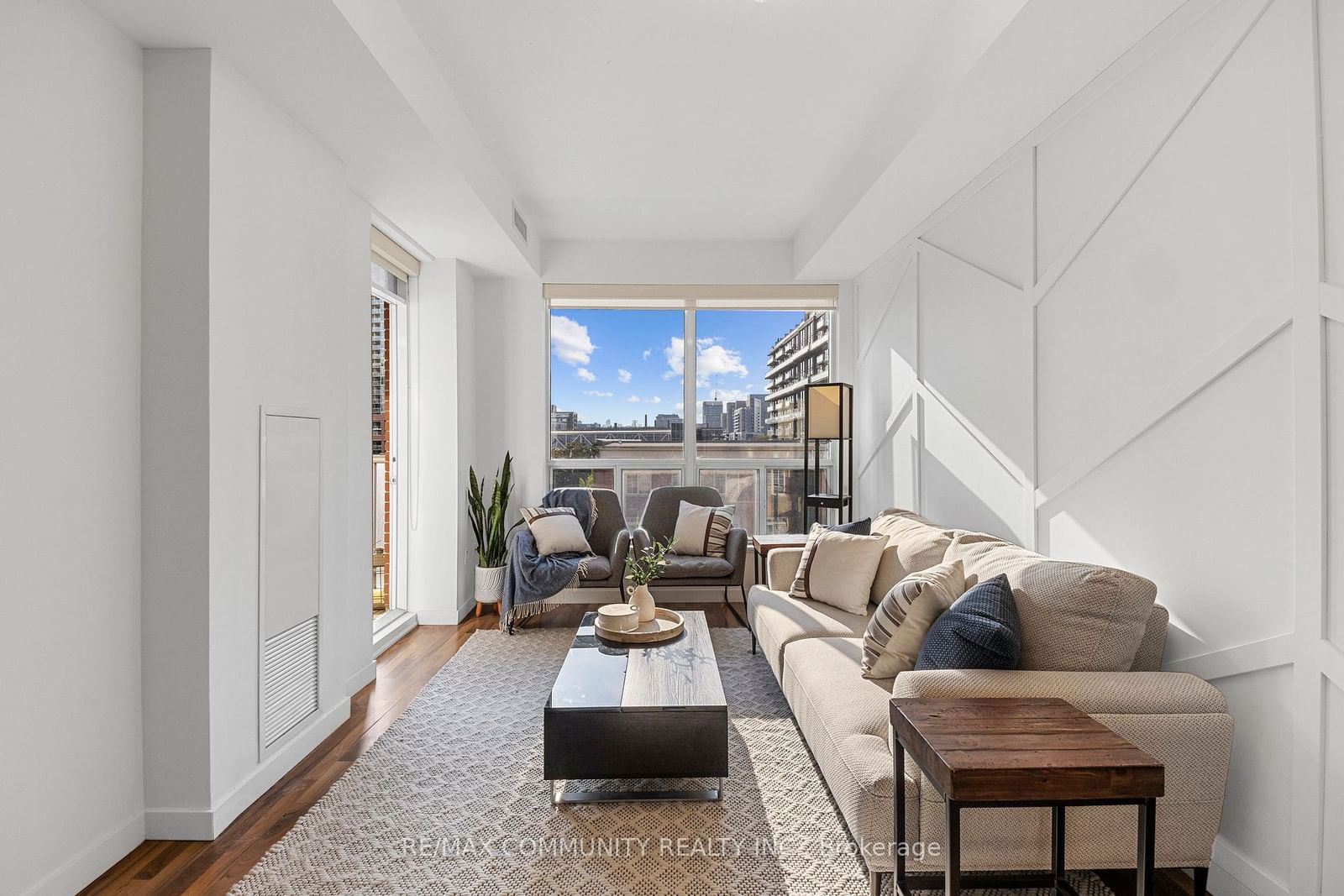 1 Shaw St, unit 424 for sale - image #13