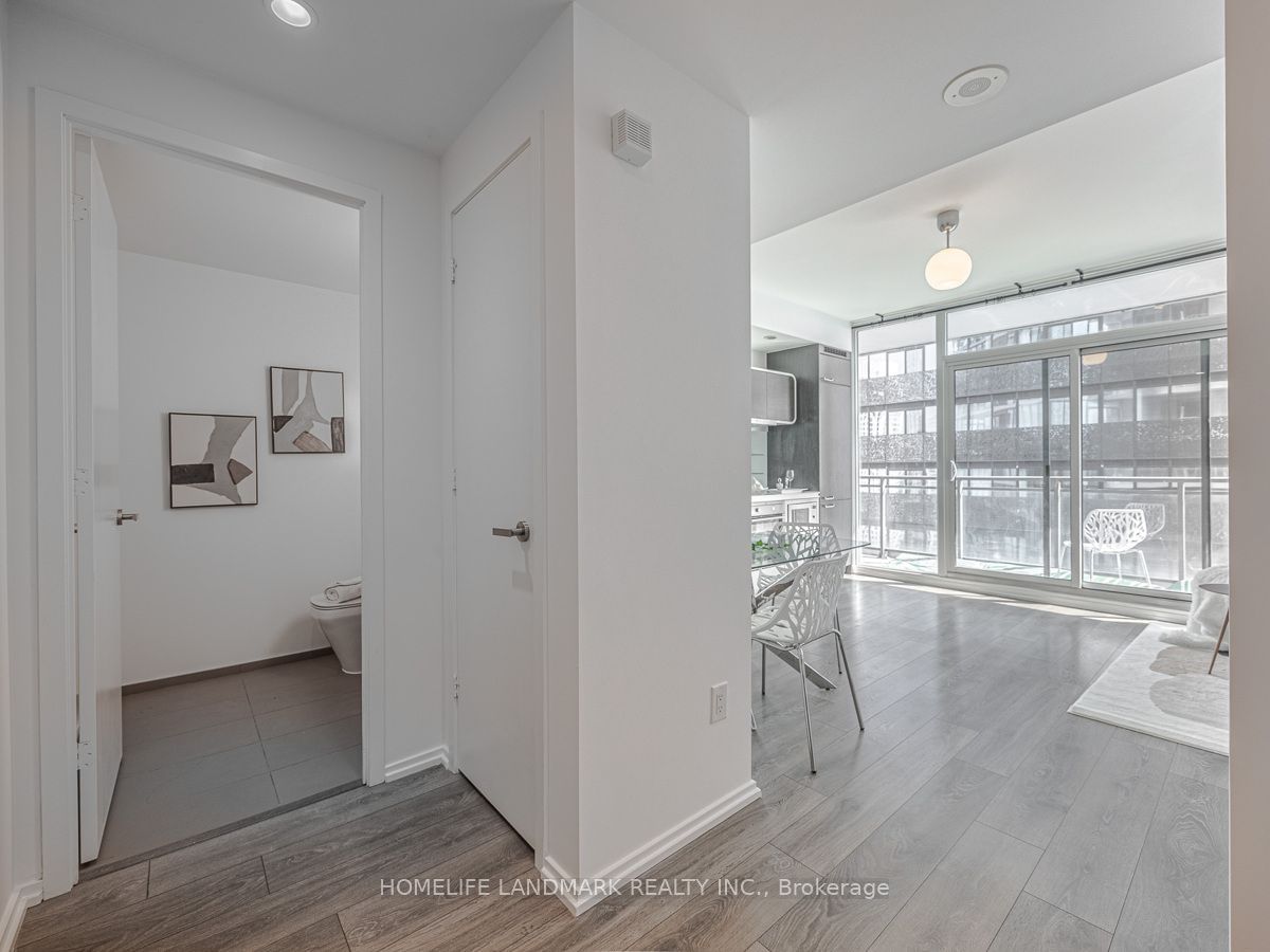 45 Charles St E, unit 3811 for sale - image #9