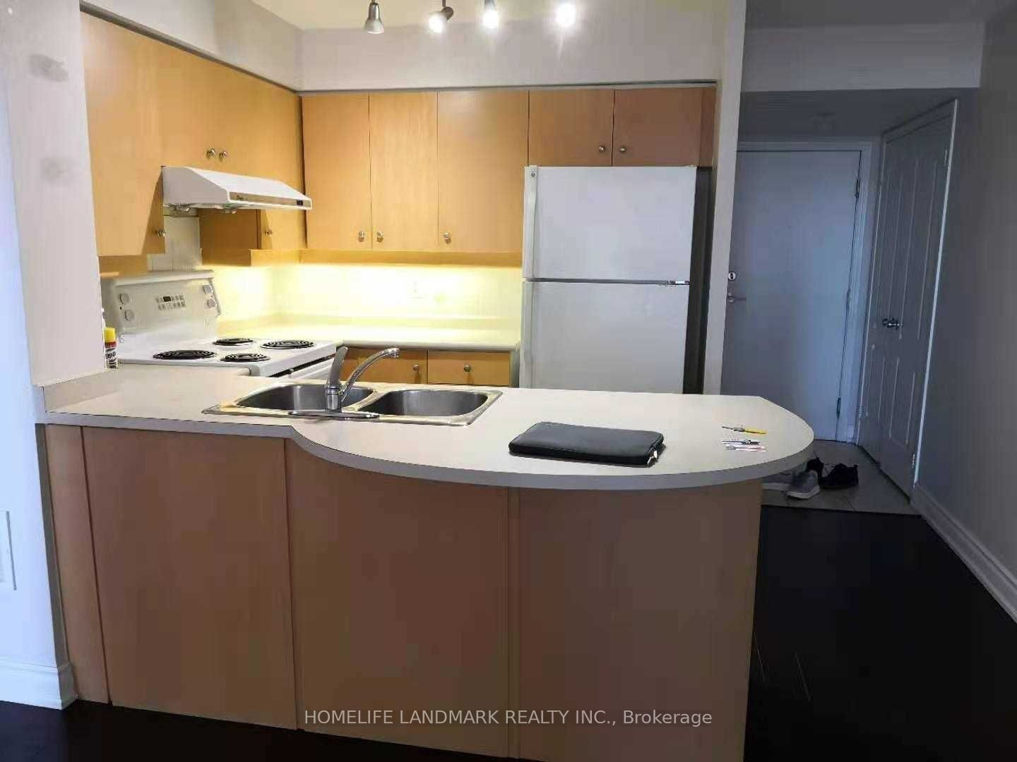 8 Rean Dr, unit 1311 for rent - image #4