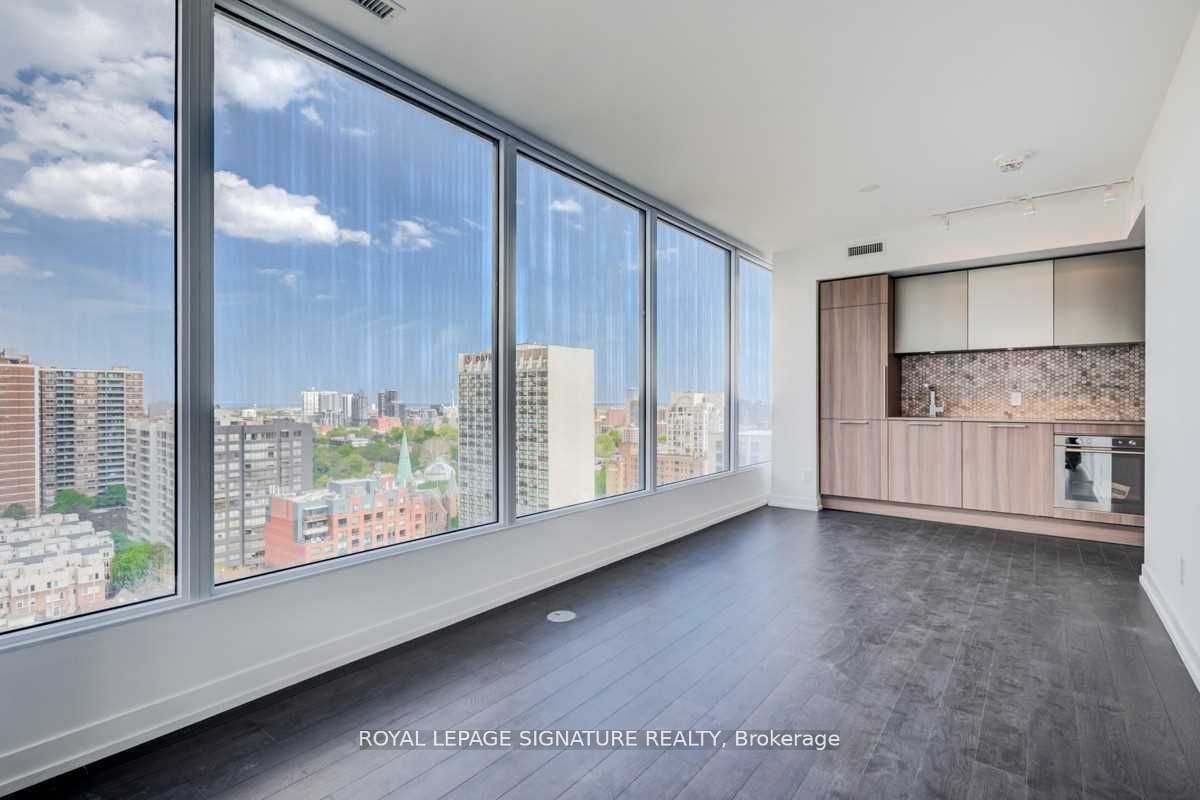 85 Wood St, unit 2106 for rent - image #2