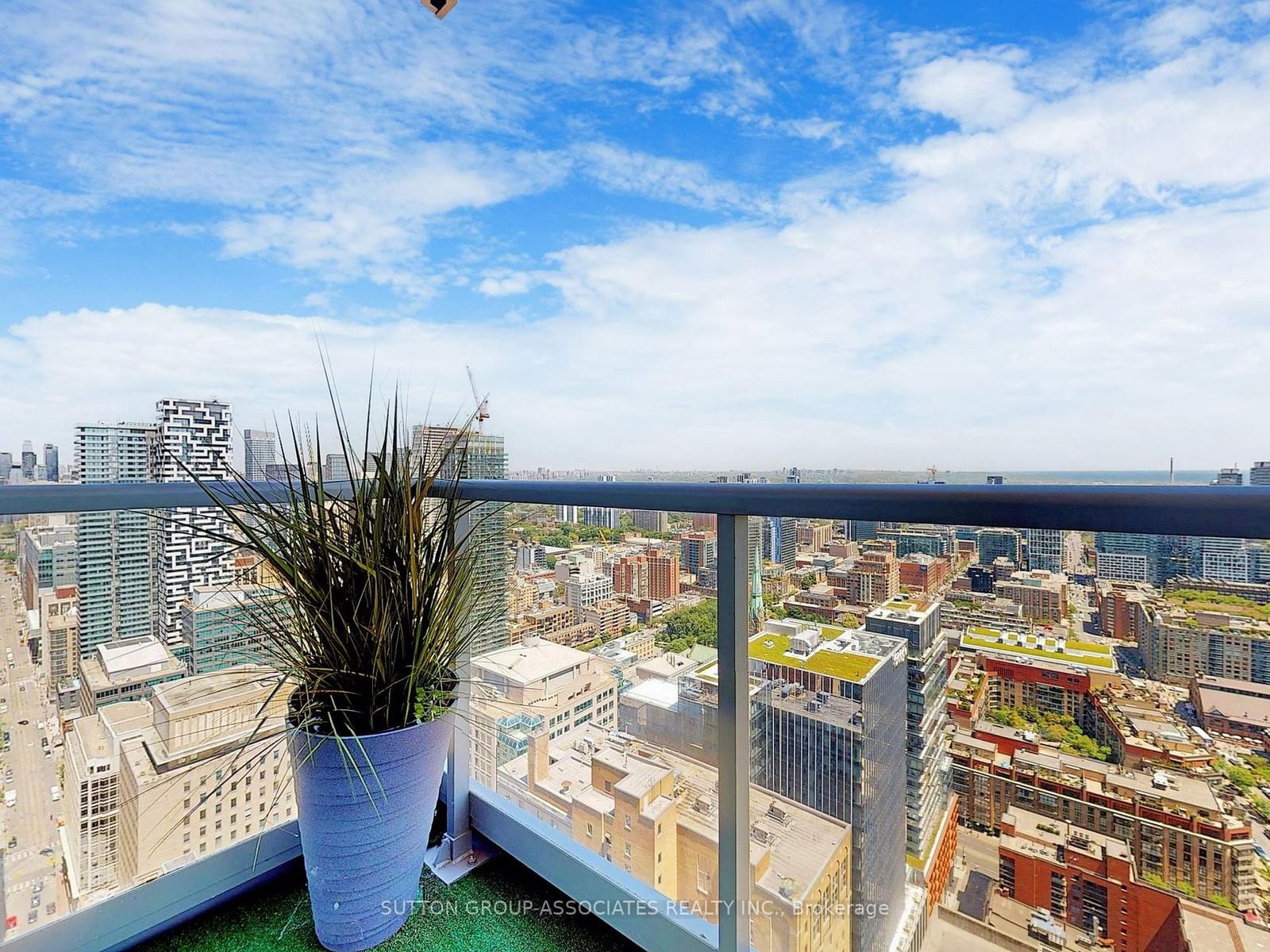 88 Scott St, unit 3904 for sale - image #19