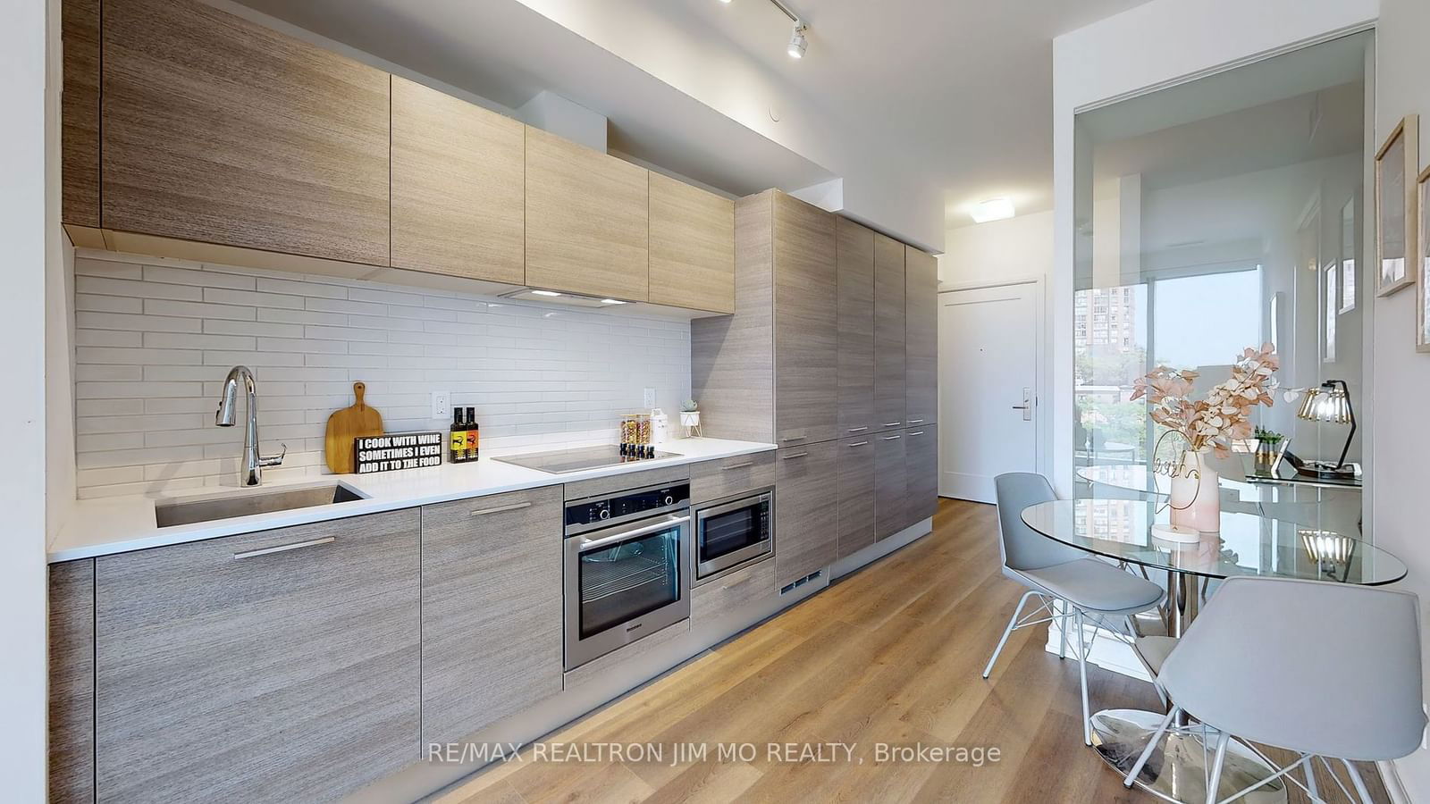 3 Gloucester St, unit 509 for sale - image #12