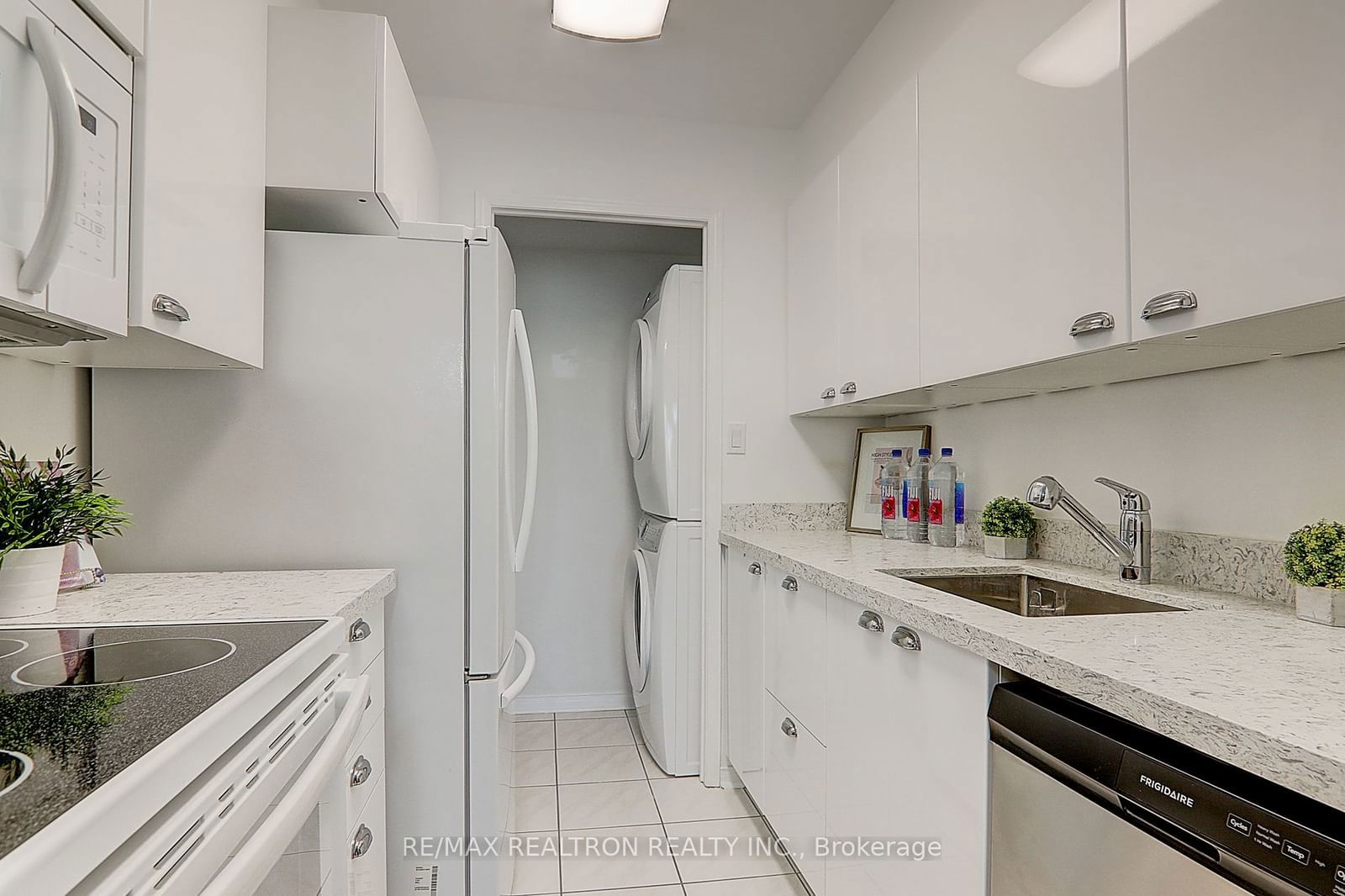 233 Beecroft Rd, unit 1921 for sale - image #21