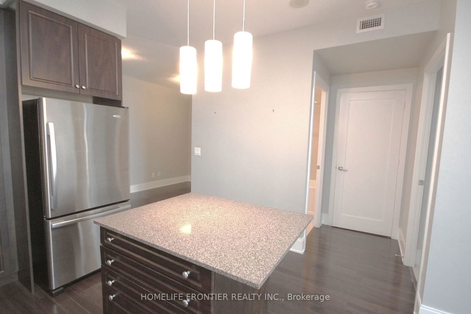 70 Roehampton Ave, unit 1517 for rent - image #14