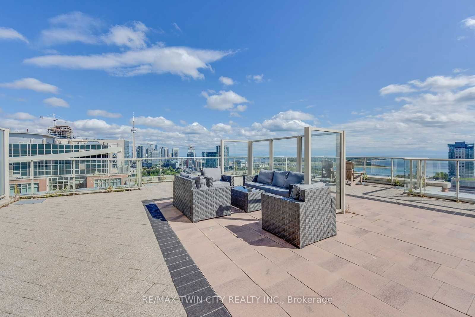 65 East Liberty St, unit 421 for sale - image #23