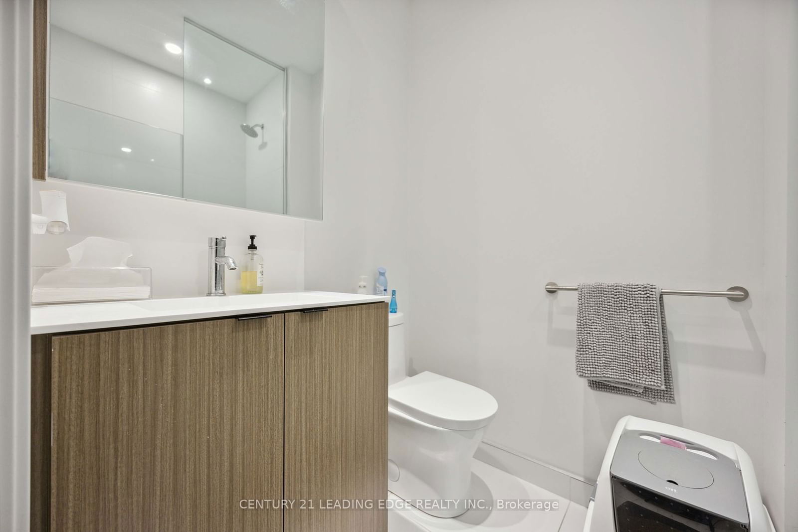 20 Edward St, unit 2705 for sale - image #24