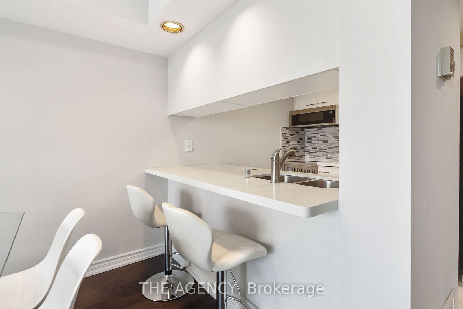 38 Elm St, unit 3301 for sale - image #3