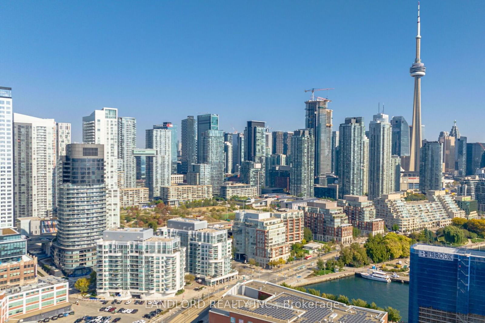 600 Queens Quay W, unit 1005 for sale