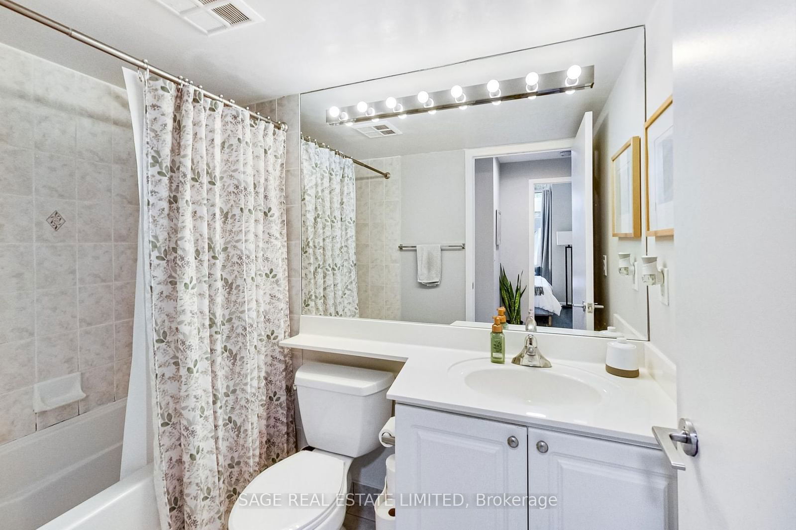 219 Fort York Blvd, unit 720 for sale - image #15