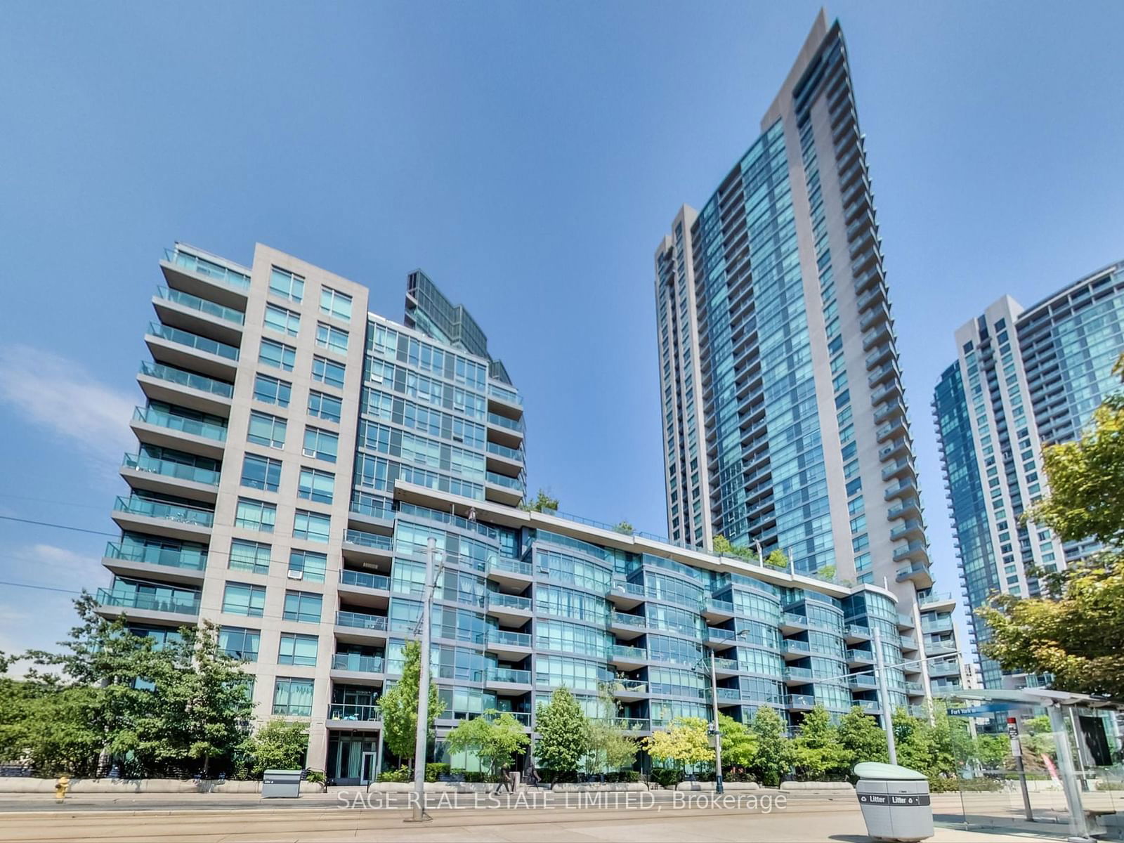 219 Fort York Blvd, unit 720 for sale