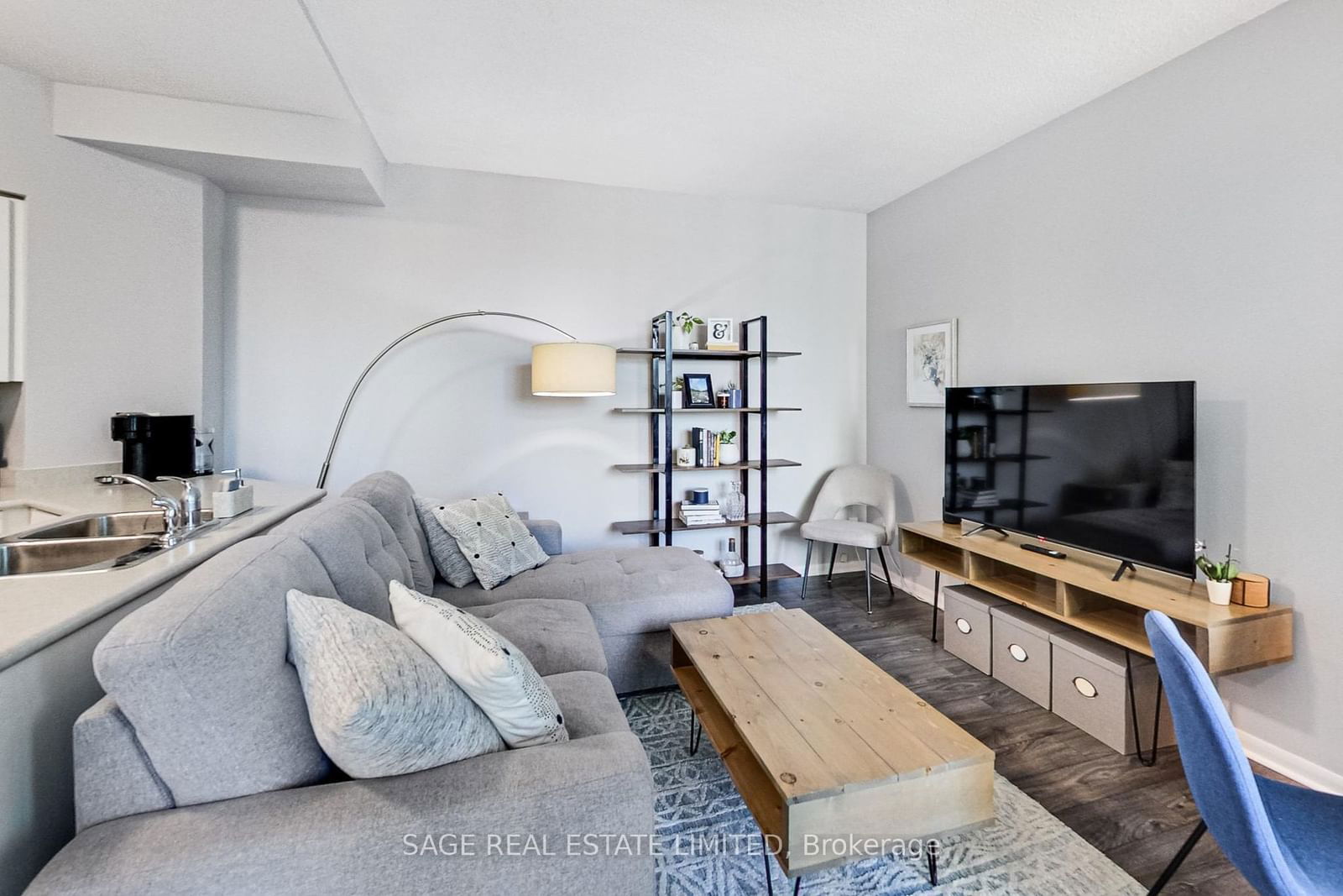 219 Fort York Blvd, unit 720 for sale - image #7