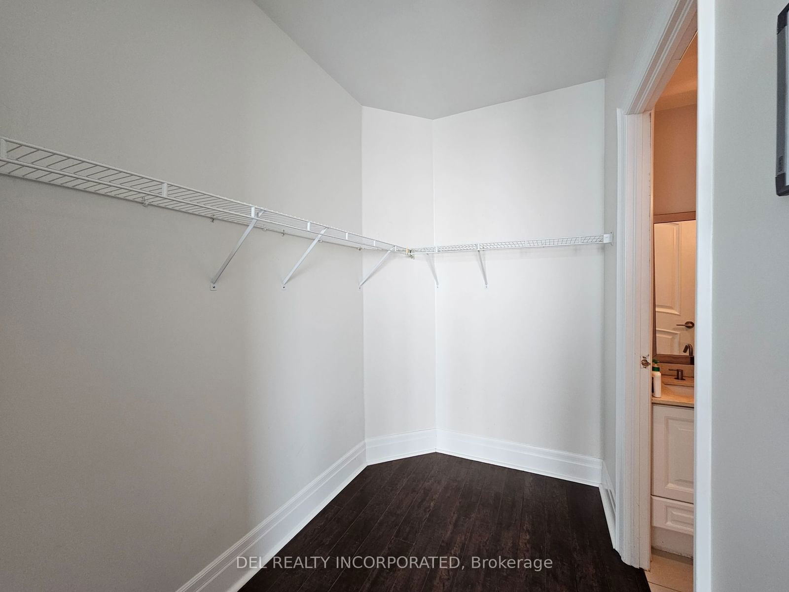 16 Harbour St, unit 3810 for rent - image #13