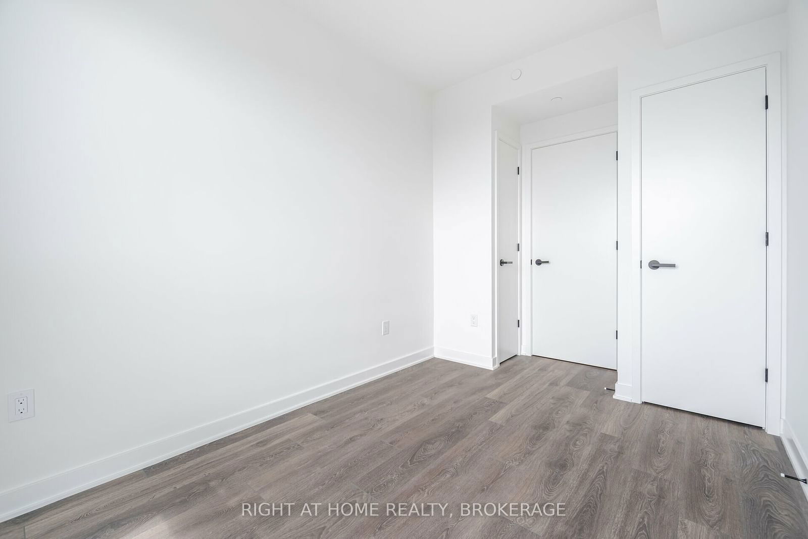 55 Charles St E, unit 4403 for rent - image #22