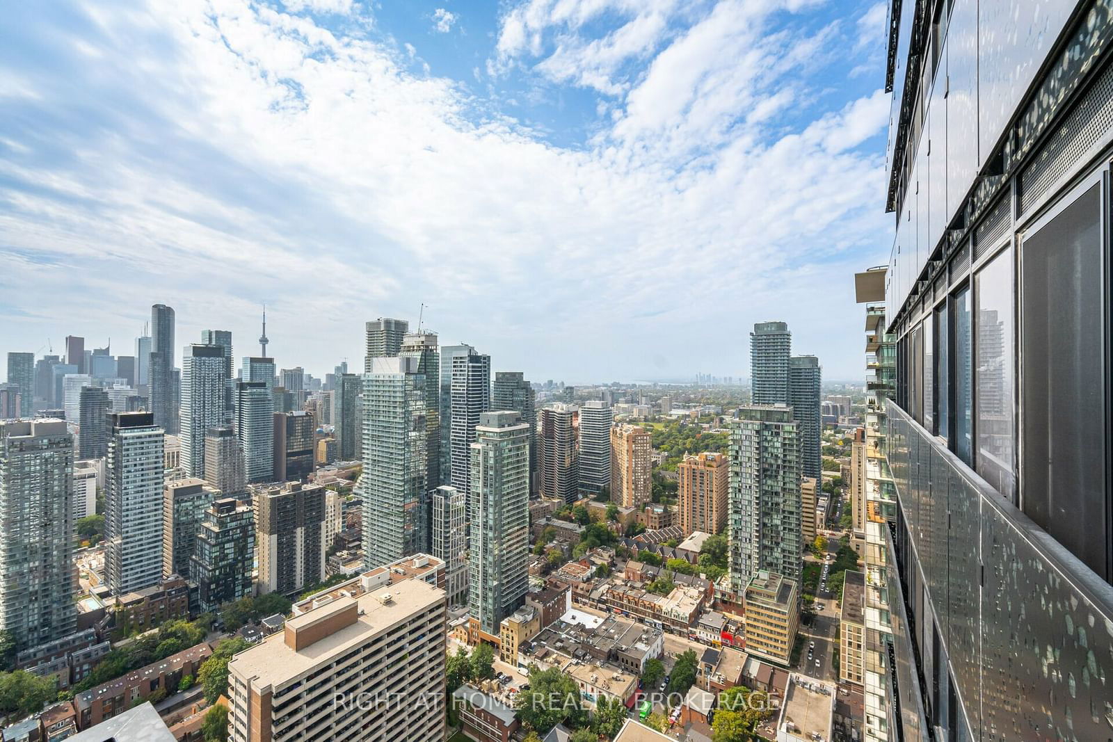 55 Charles St E, unit 4403 for rent - image #33