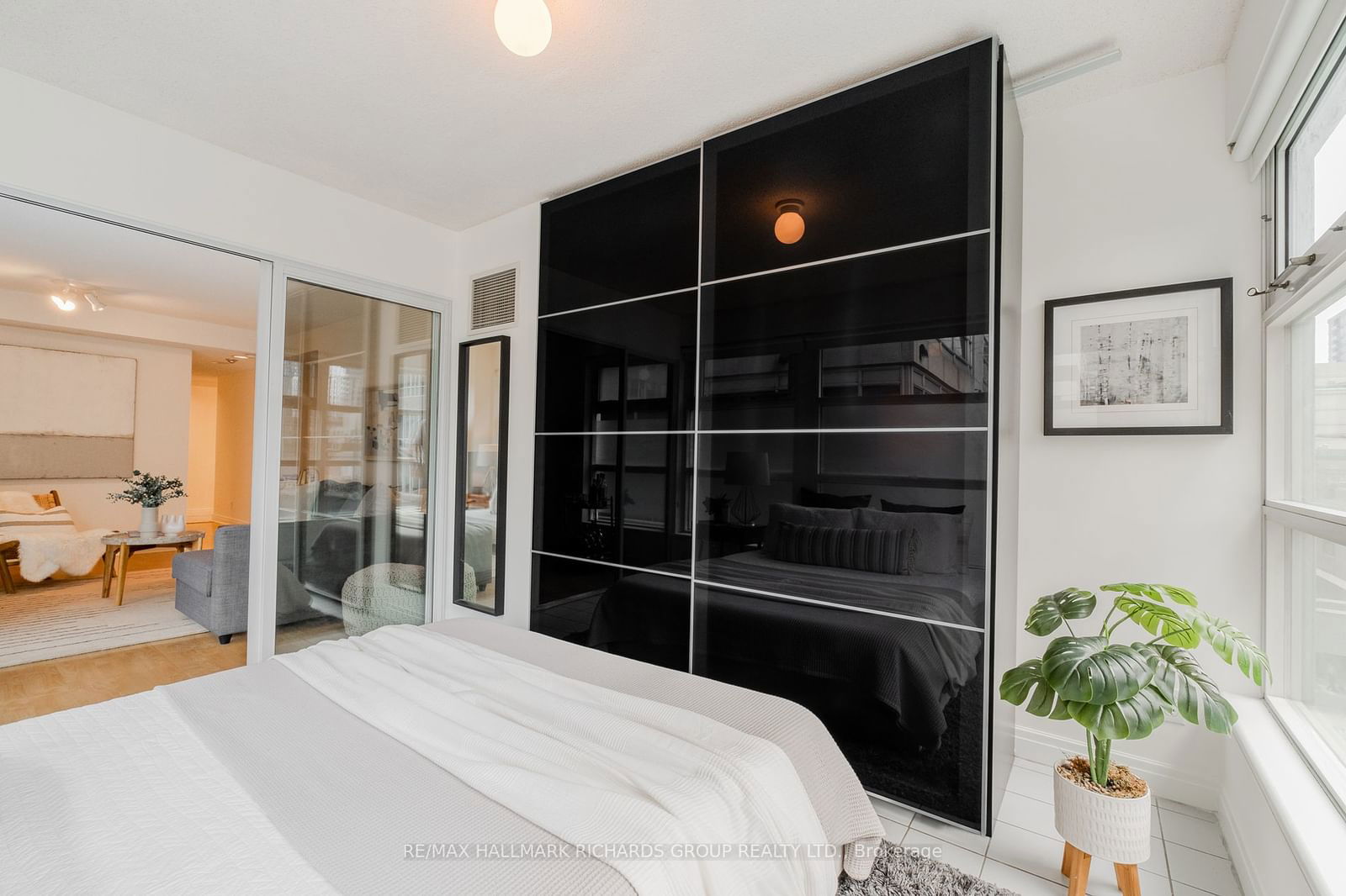 50 Lombard St, unit 804 for sale - image #12