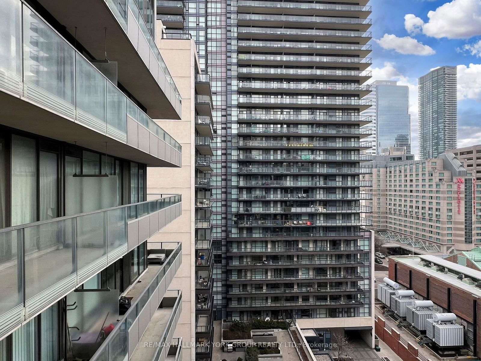 111 Elizabeth St, unit 1637 for sale - image #32