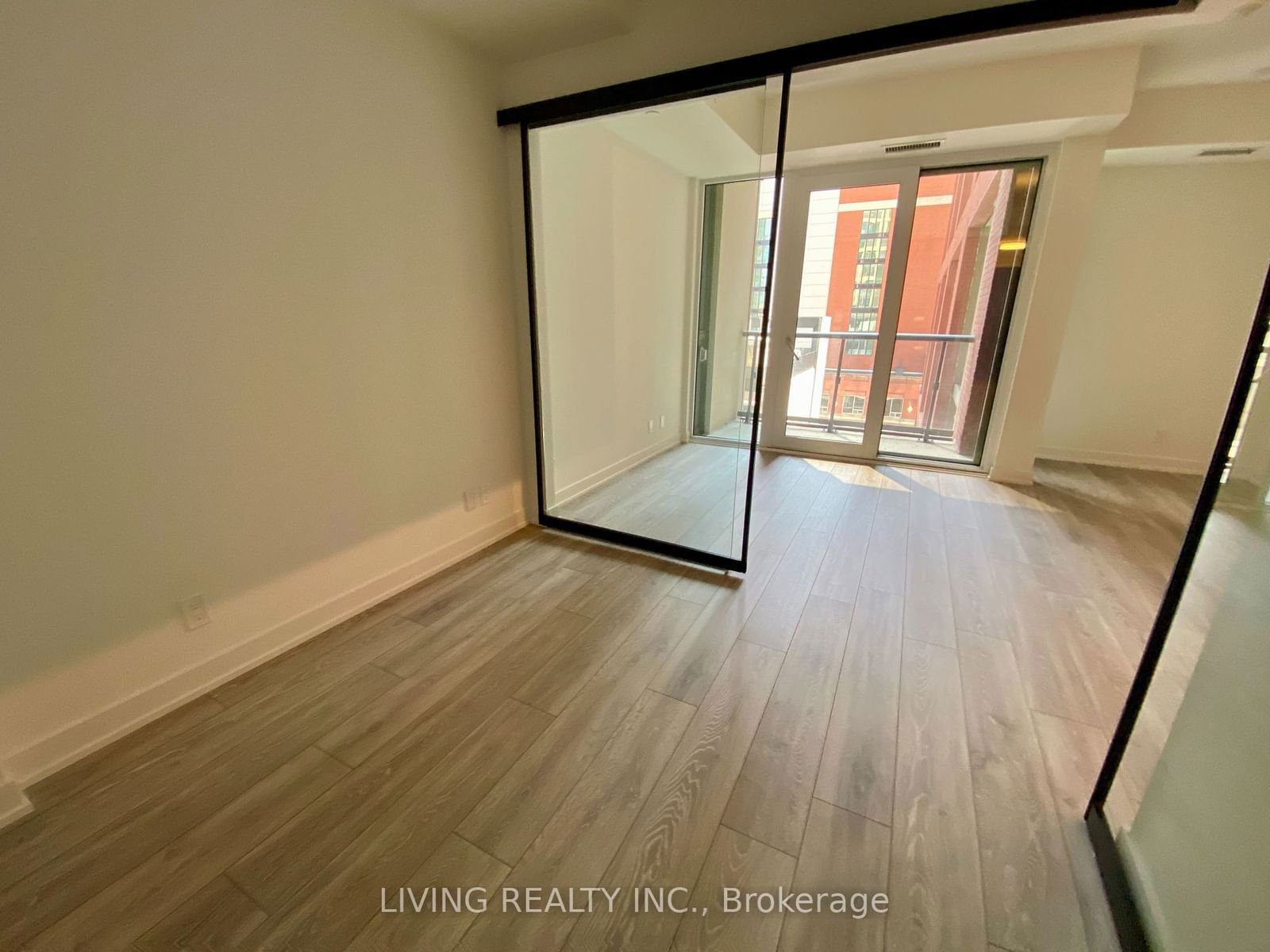 108 Peter St, unit 911 for rent - image #11