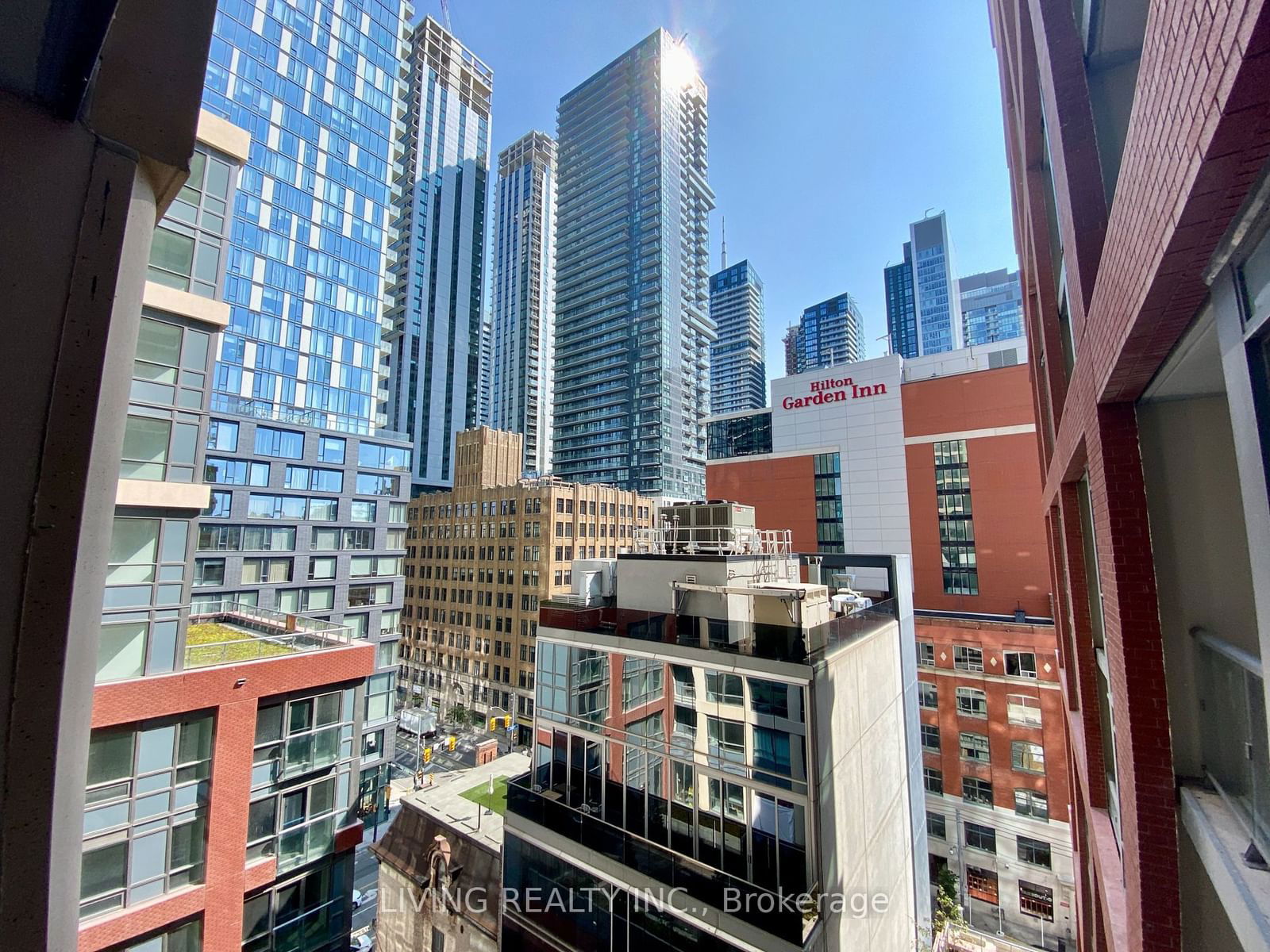 108 Peter St, unit 911 for rent - image #16