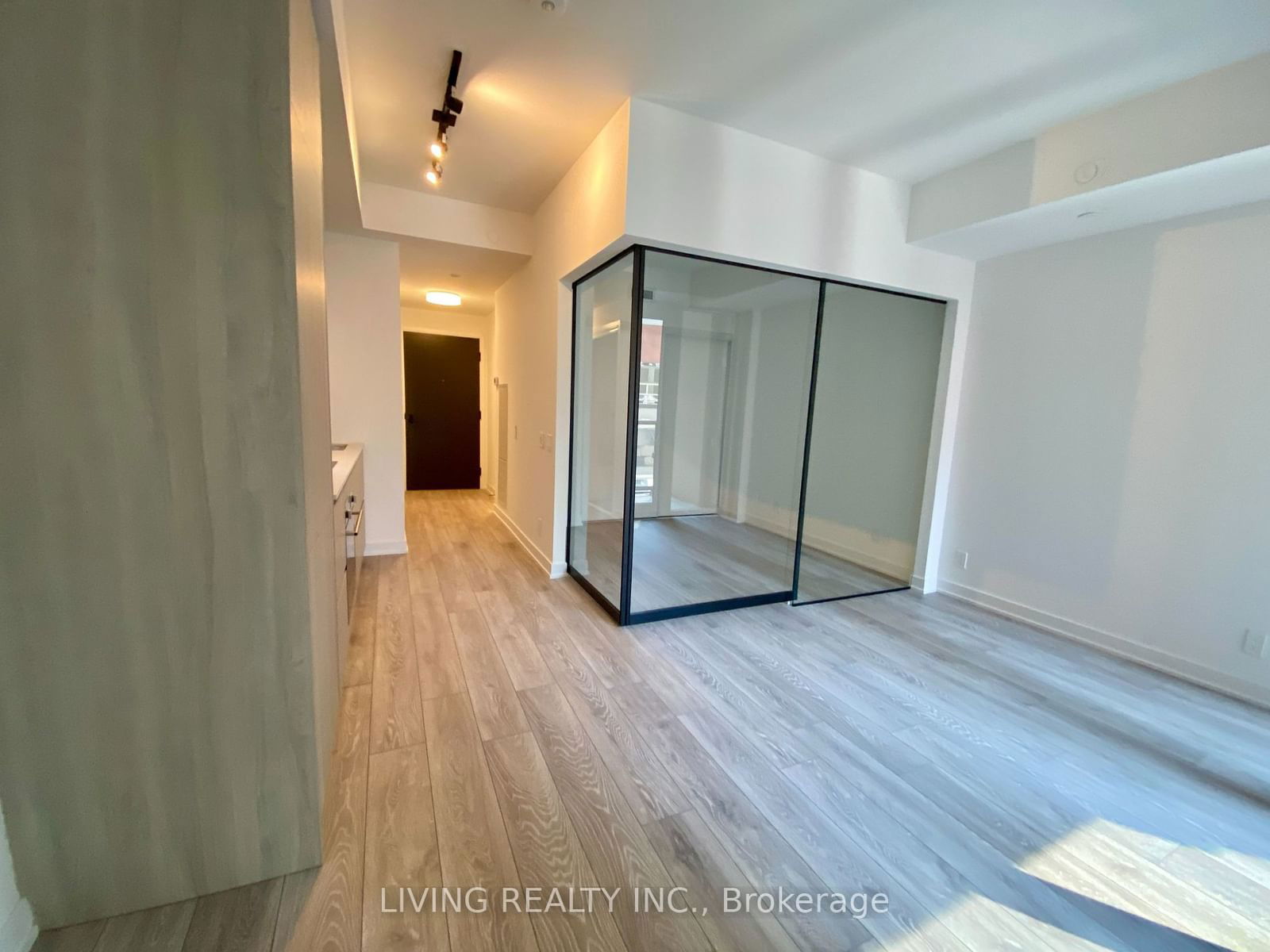 108 Peter St, unit 911 for rent - image #8