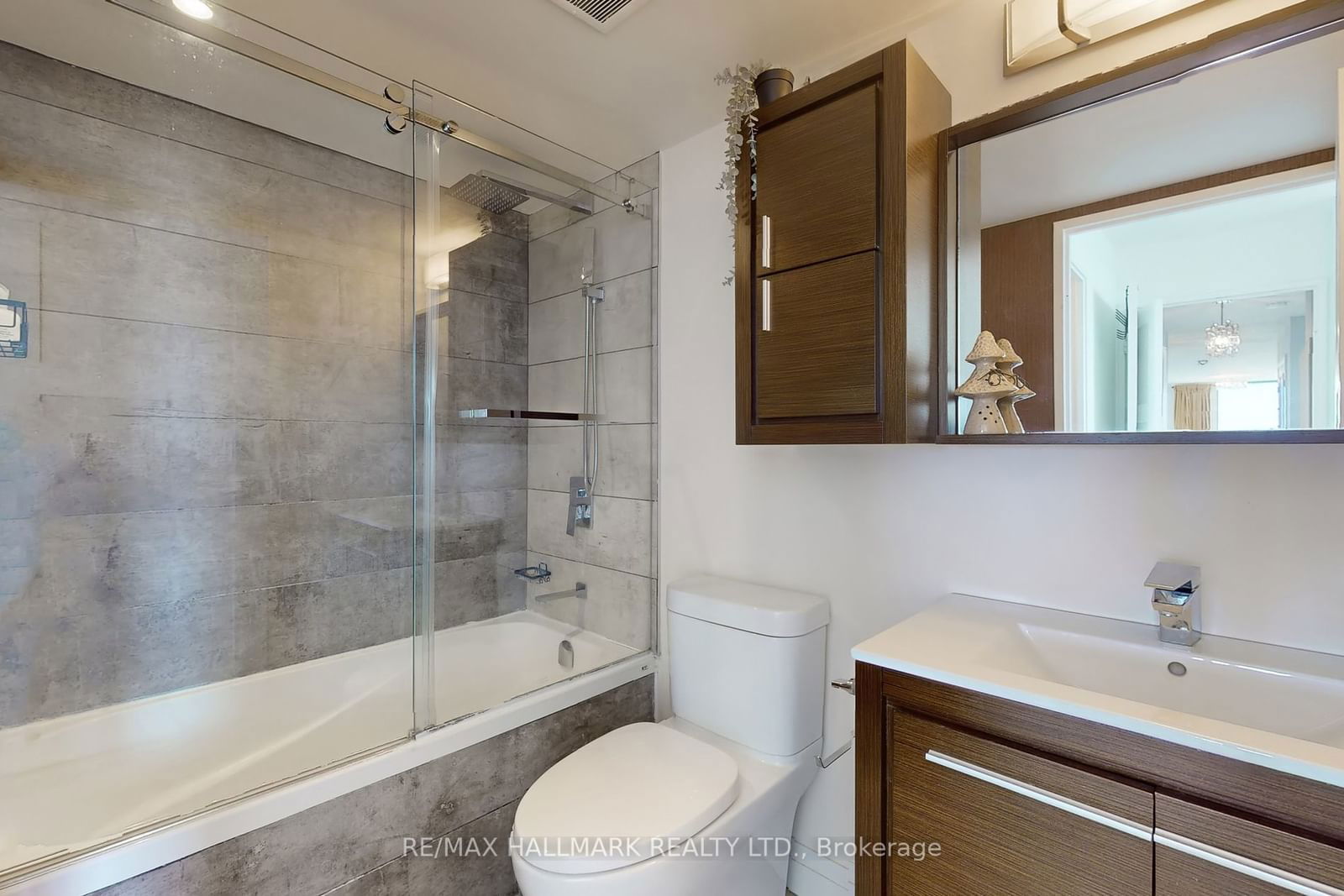 133 Torresdale Ave, unit 1706 for sale - image #20