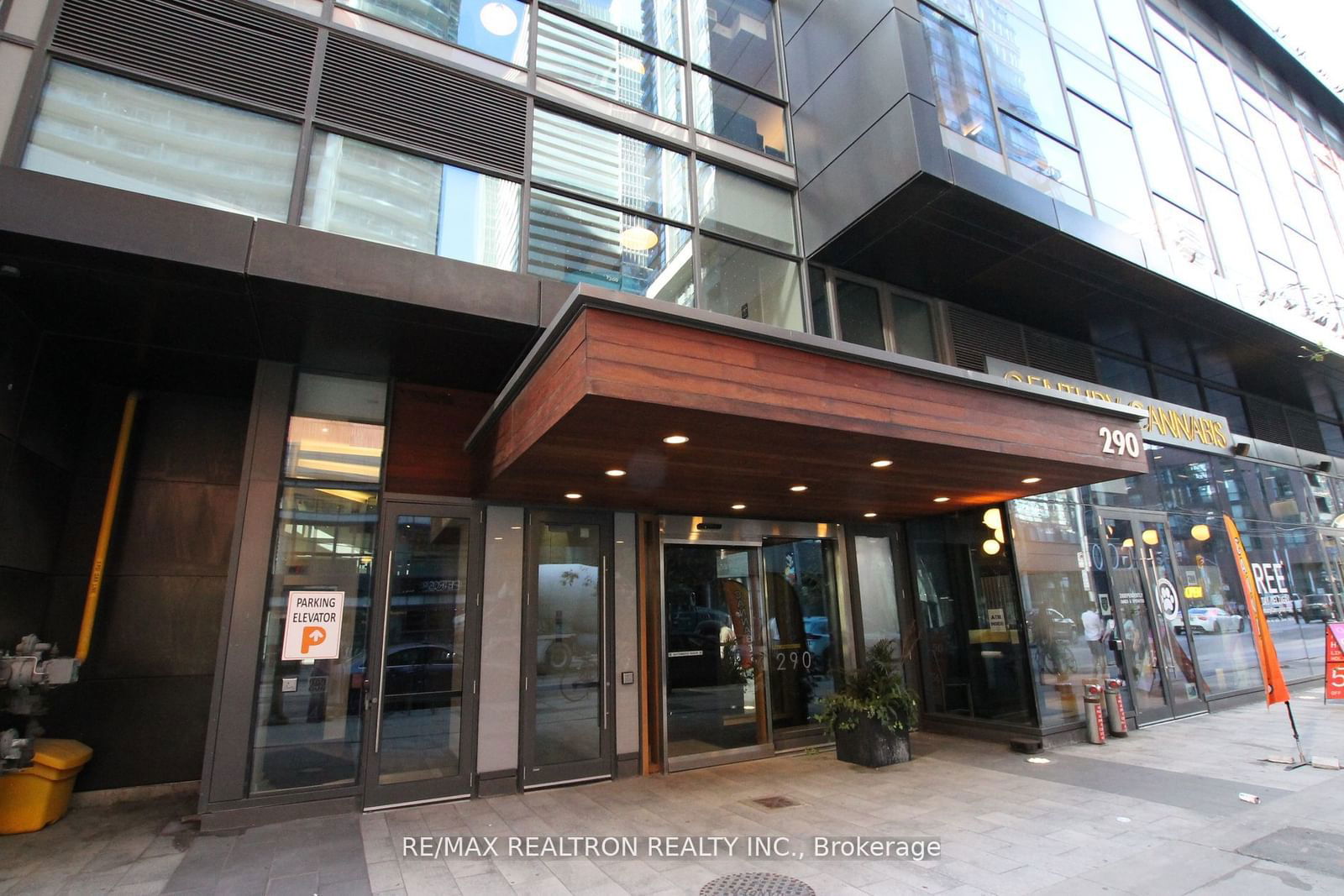 290 Adelaide St W, unit 1607 for sale - image #3