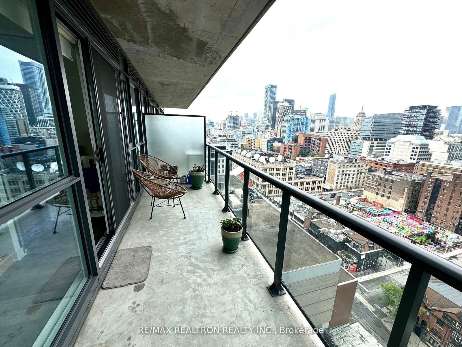 290 Adelaide St W, unit 1607 for sale - image #5