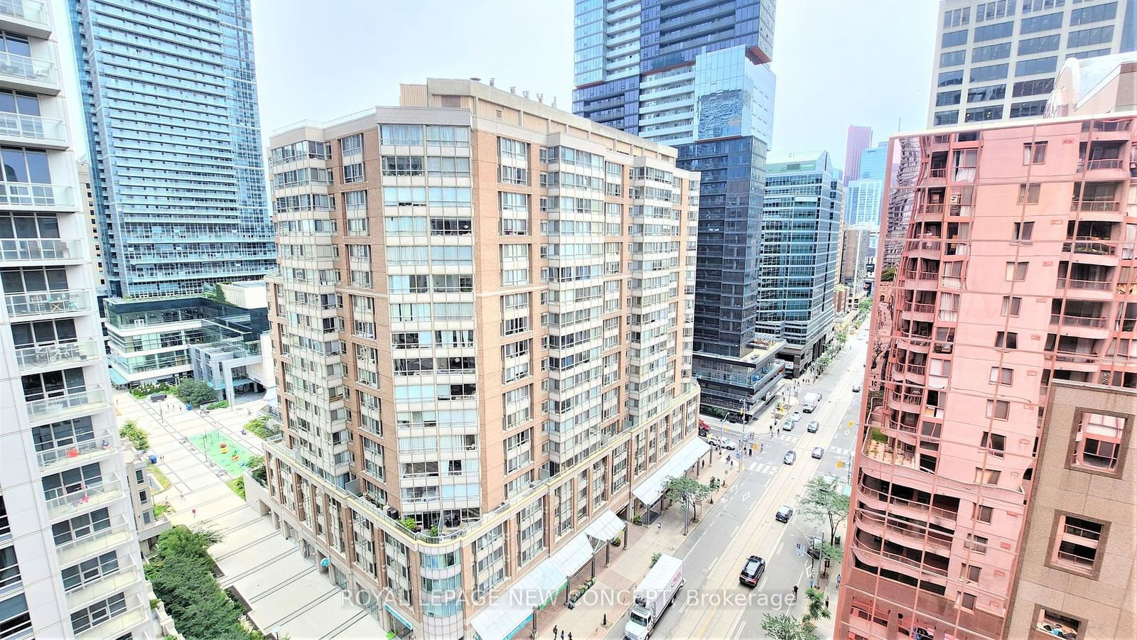 736 Bay St, unit 1510 for rent - image #18