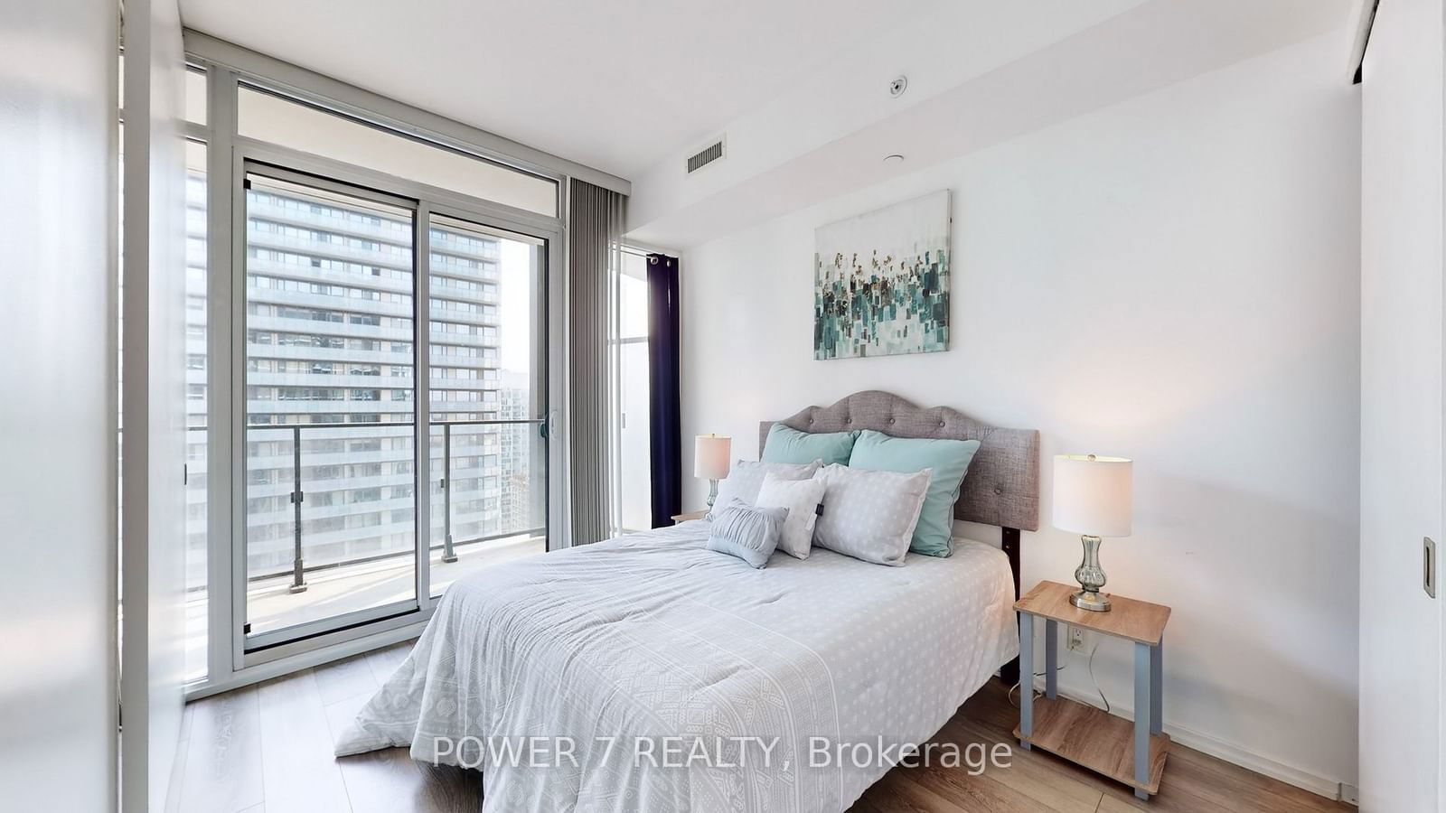 125 Peter St, unit 3111 for sale