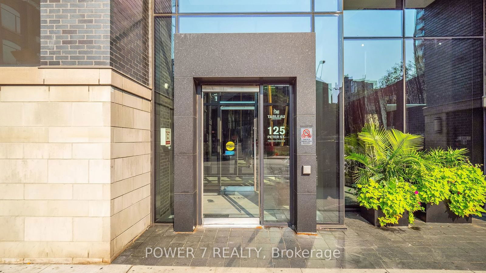 125 Peter St, unit 3111 for sale - image #4