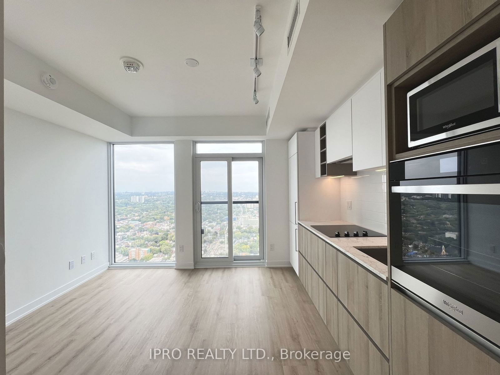 319 Jarvis St, unit 4912 for rent