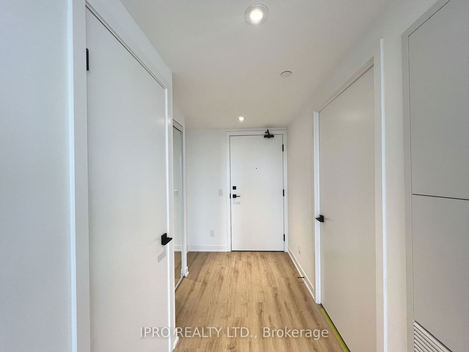 319 Jarvis St, unit 4912 for rent