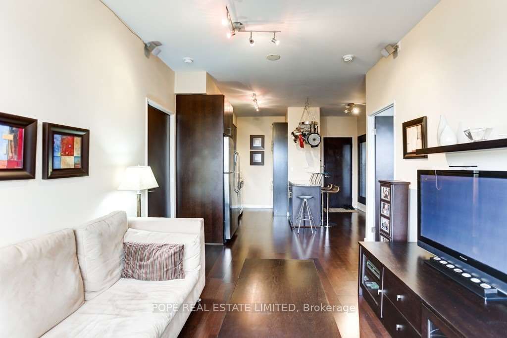 1005 King St W, unit 918 for rent - image #4