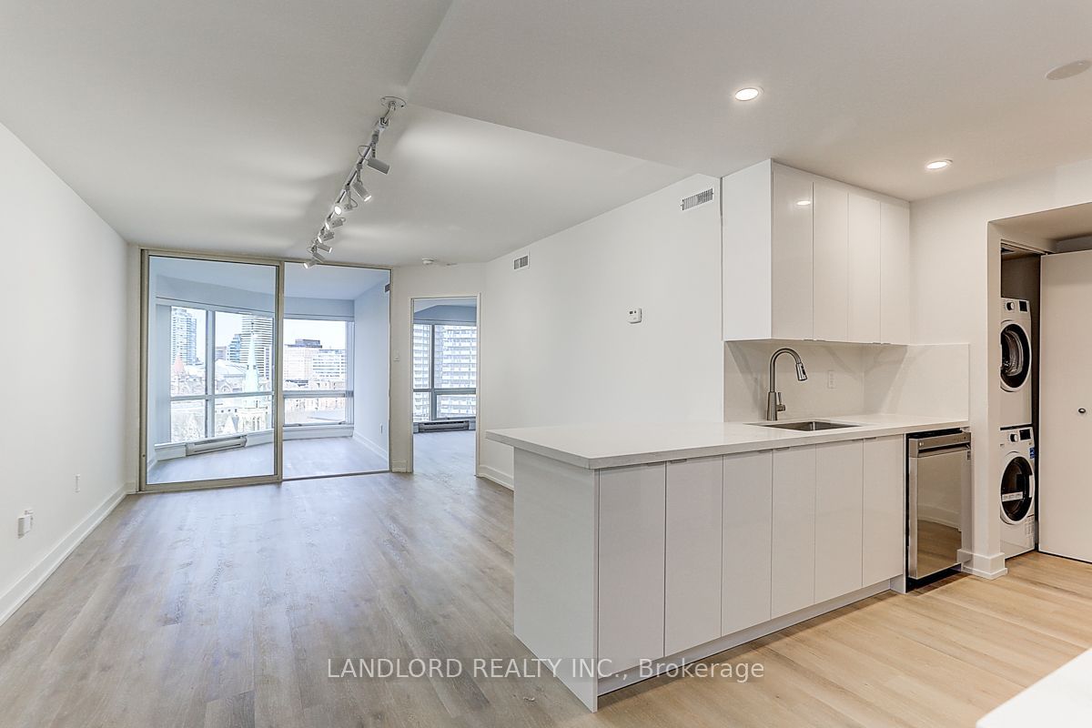 1001 Bay St, unit 1319 for rent - image #7