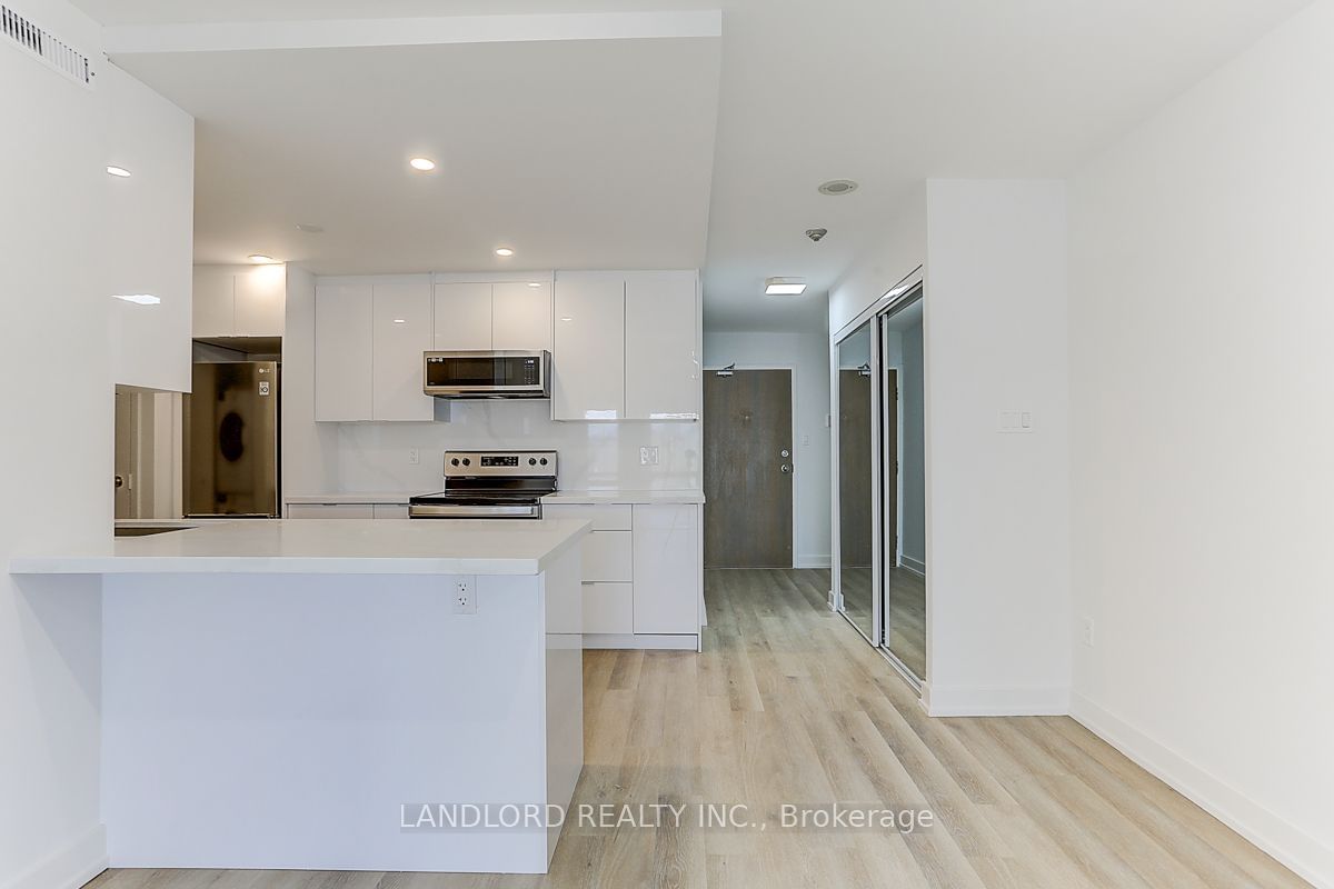 1001 Bay St, unit 1319 for rent - image #8