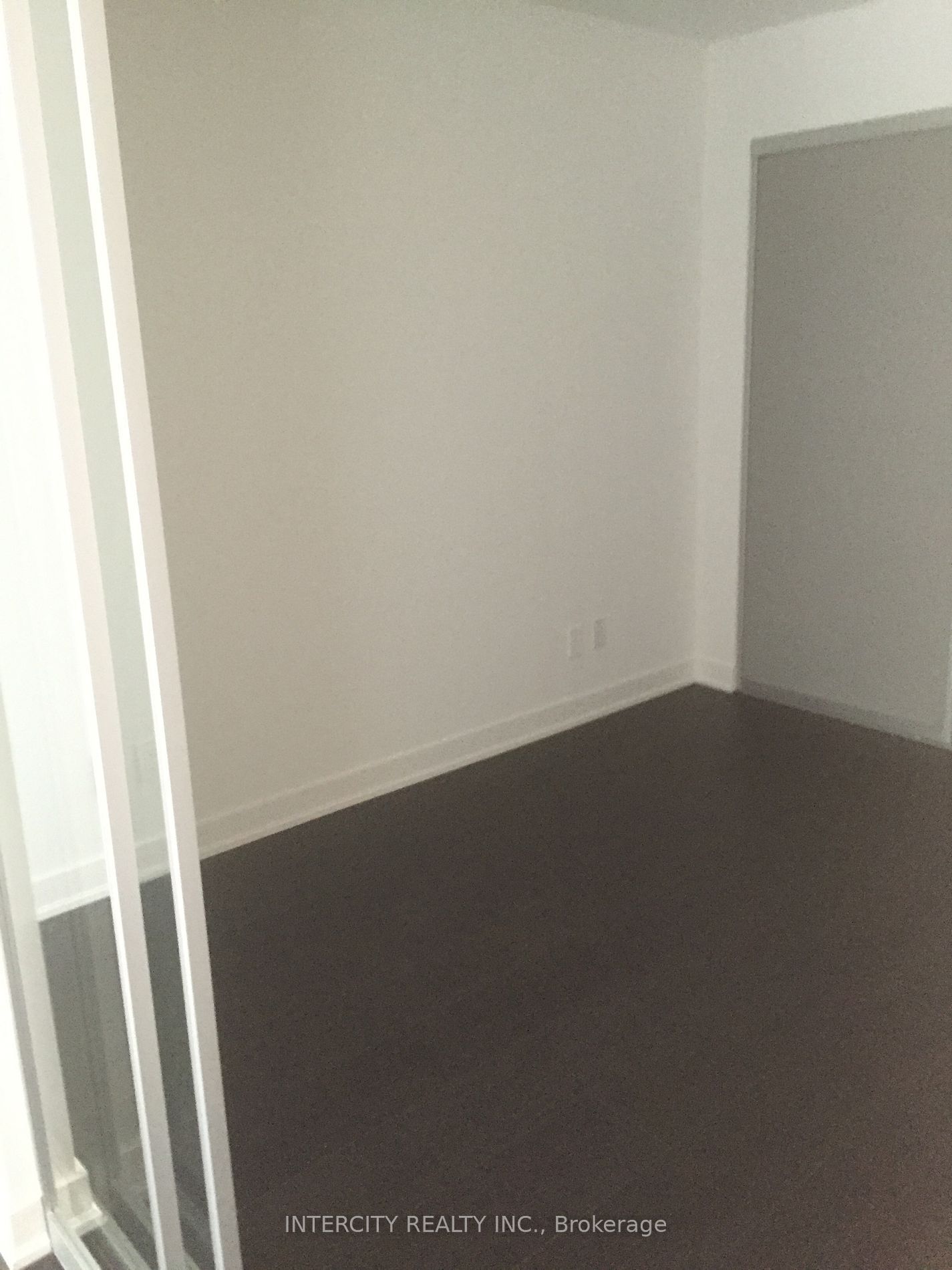 199 Richmond St W, unit 414 for rent - image #11